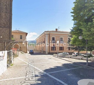 Villa all'asta frazione Cavignano, Ascoli Piceno