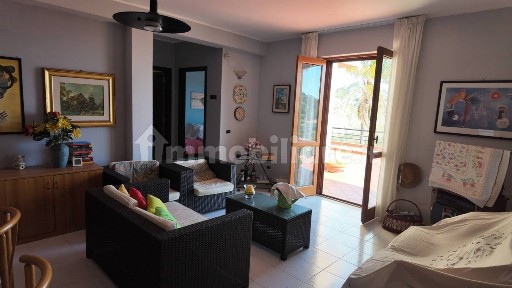 Villa unifamiliare via Croce Parrino, Cefalù