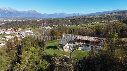 Terratetto unifamiliare via Rive di Villa 18, Borgo Valbelluna