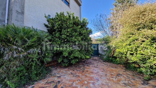 Villa unifamiliare via Delle Zeppelle 9, Ascoli Piceno