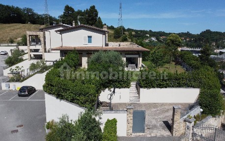 Villa unifamiliare frazione Fonte Di Campo 6, Ascoli Piceno