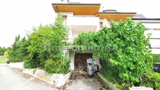 Villa unifamiliare via Fabriano 2, Centro, Folignano