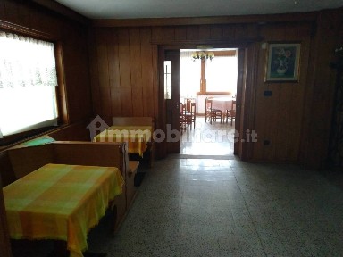 Terratetto unifamiliare 742 m², da ristrutturare, Auronzo, Auronzo di Cadore