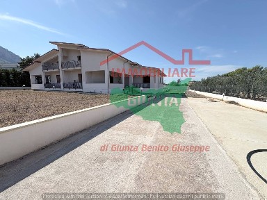Villa unifamiliare Autostrada Palermo-Mazara del Vallo, Cinisi
