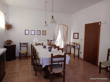 Villa unifamiliare frazione Gimigliano, Venarotta