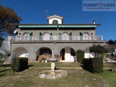 Villa unifamiliare via Delle Vignali, 7, Centro, Colli del Tronto
