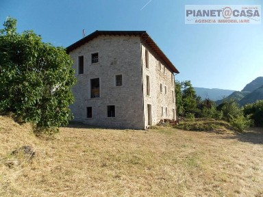Villa unifamiliare 380 m², Acquasanta Terme