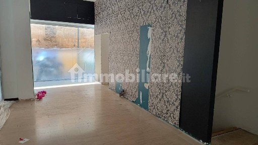 Pesaro, Centro Storico, Galleria Roma
