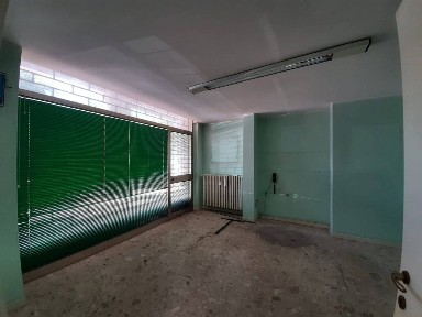 Pesaro, Montegranaro - Loreto, Piazza Redi, 17