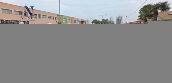 Locale commerciale in Affitto