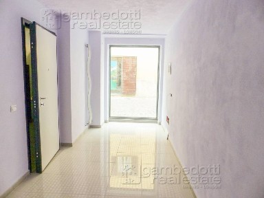 Locale commerciale in Affitto