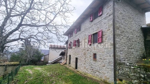 Castel San Niccolò, Località Santa Maria a Cetica