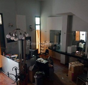 Locale commerciale in Affitto