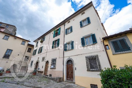 Castiglion Fiorentino, Piazza San Francesco, 16