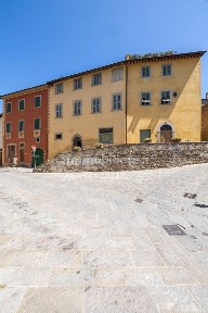 Castiglion Fiorentino, Piazza Sant'Agostino