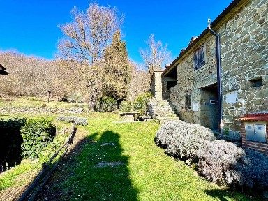 Talla, Località Valleacasa Bianca