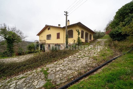 Cavriglia, via chiantigiana