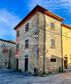Arezzo, Giovi, Località Giovi