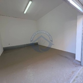 Magazzino - Deposito in Vendita
