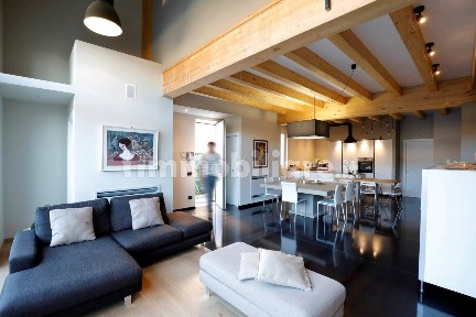 Loft piazza Natale Bruni 1, Centro Storico, Modena