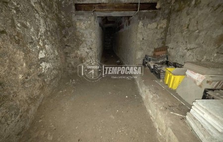 Napoli, Bagnoli, Via Enea
