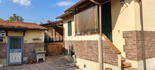 Terratetto unifamiliare 80 m², buono stato, San Giovanni Valdarno