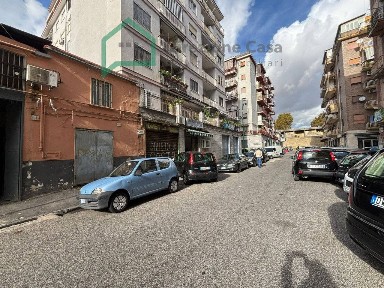 Napoli, Arenaccia, via g.f. pinto, 43