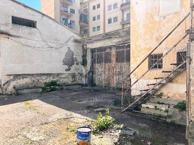 Napoli, Fuorigrotta, Via Coriolano, 9