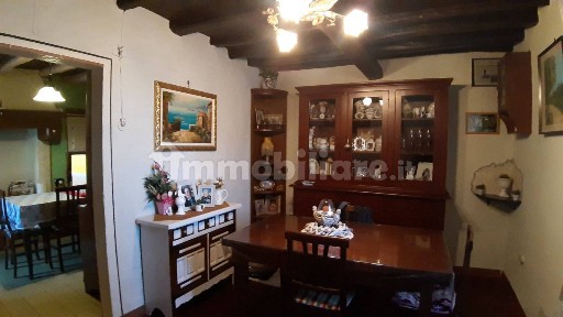 Terratetto plurifamiliare 148 m², da ristrutturare, Pian Di Scò, Castelfranco Piandisco