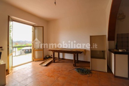 Terratetto unifamiliare 140 m², buono stato, Lucignano