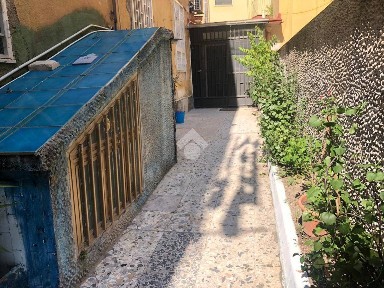 Portici, traversa leone, 7