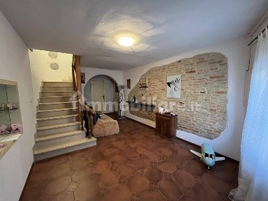 Terratetto unifamiliare 110 m², buono stato, Pozzo Della Chiana, Foiano della Chiana