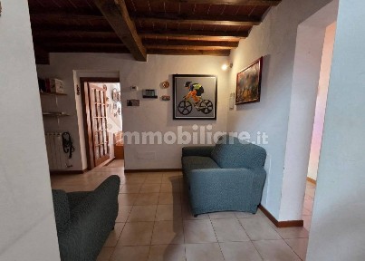 Terratetto unifamiliare 115 m², buono stato, Arezzo