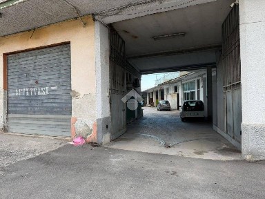 Magazzino - Deposito in Vendita