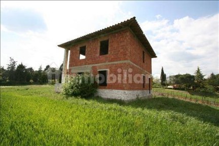Terratetto unifamiliare 5 m², buono stato, Centro, Lucignano