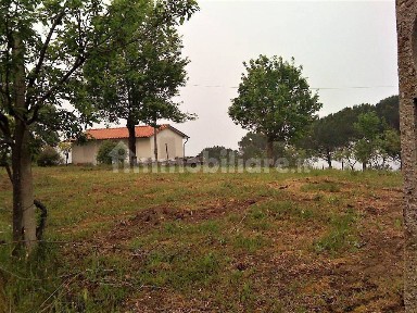 Terratetto unifamiliare 130 m², da ristrutturare, Arezzo