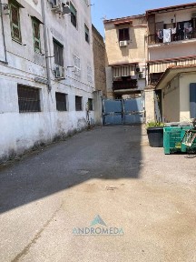 Magazzino - Deposito in Vendita