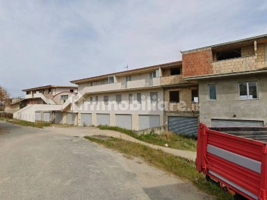 Magazzino all'asta via Giuseppe Verdi snc, San Sostene