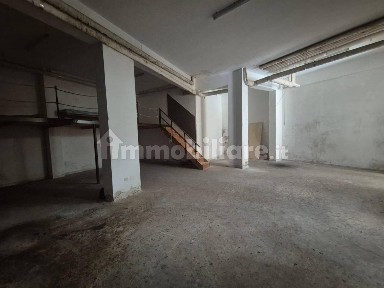 Magazzino - Deposito in Vendita