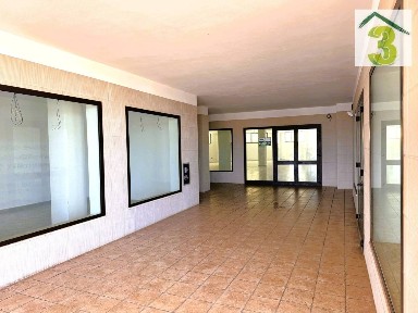 Attività commerciale in Vendita