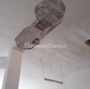 Laboratorio all'asta via Nazario Sauro 11, Copertino