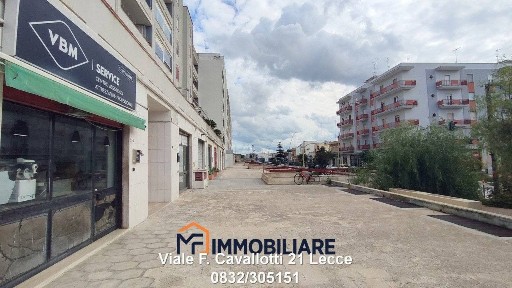 Locale commerciale in Vendita