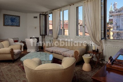 Trilocale buono stato, su più livelli, San Marco, Venezia