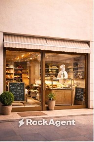 Locale commerciale in Vendita