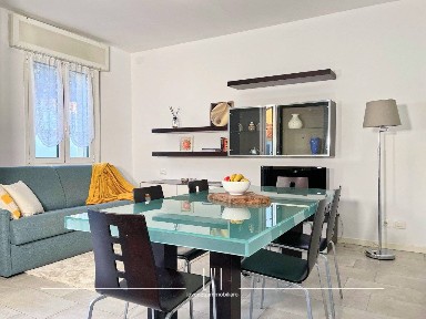 Trilocale via Ippolito Nievo, 22, Lido Centro Ovest, Jesolo