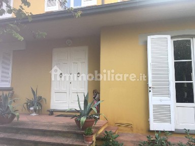 Villa a schiera 5 locali, buono stato, Capraia e Limite
