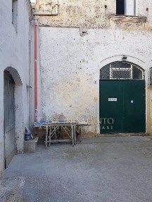 Locale commerciale in Vendita