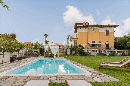Villa unifamiliare via intra premeno, Intra, Verbania