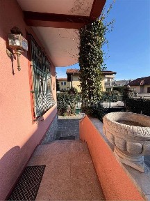 Villa unifamiliare, nuova, 300 m², Pallanza Sant'Anna, Verbania