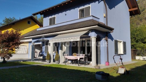 Villa bifamiliare via Gabbione 18, Beura, Beura-Cardezza